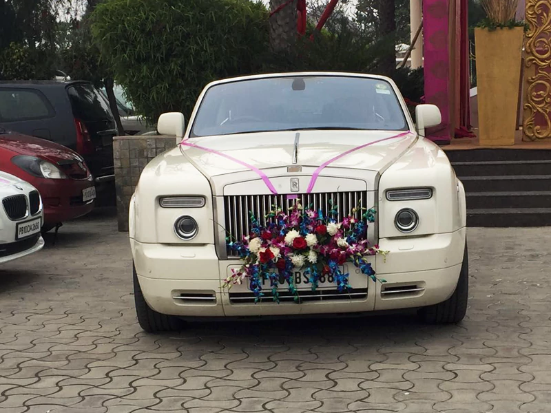 hire-luxury-roll-royce-for-wedding